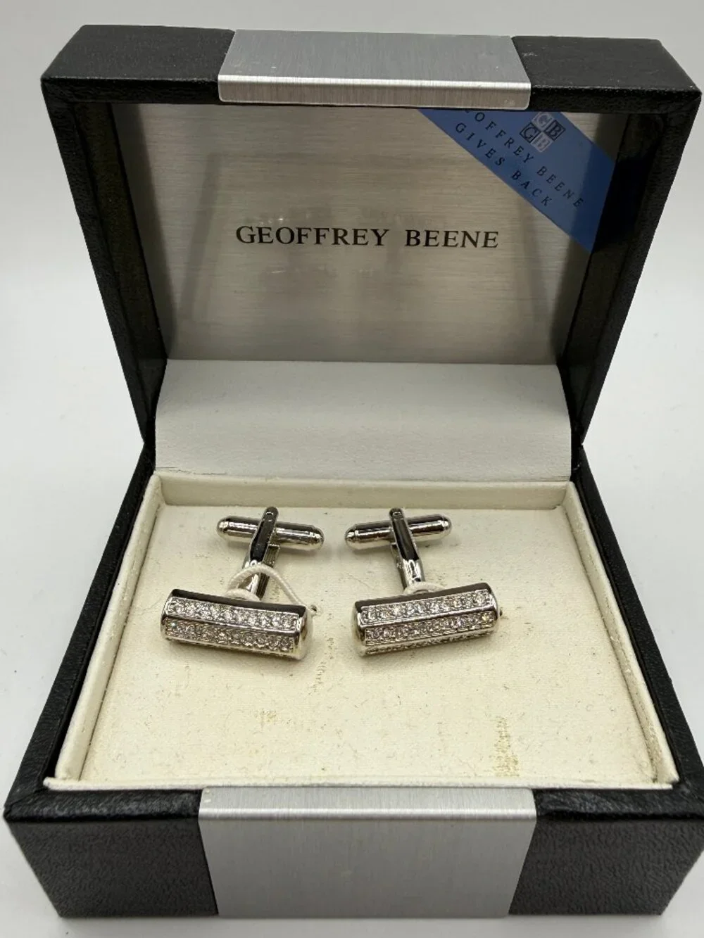 NIB Vintage Geoffrey Beene Silver/Diamond Cufflink Set